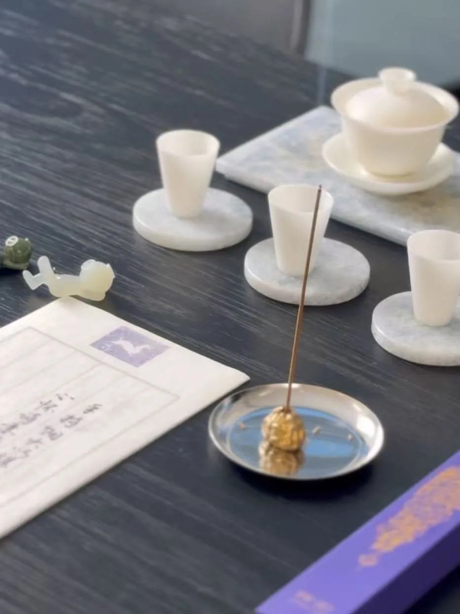 茶席焚香与东方药香场景